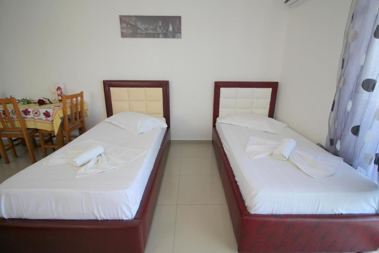Eduart Apartments 2 Sarandë 外观 照片
